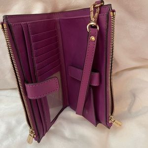 Michael Kors wristlet wallet